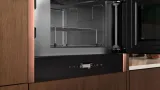 NEFF NR9GR31Y1