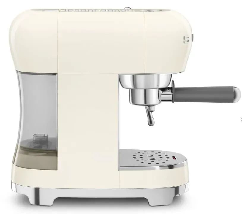 Smeg ECF02CREU